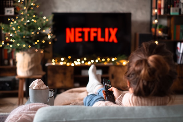 Magie de l'enfance : une soirée délicieuse sur le canapé avec Netflix netflix and chilll