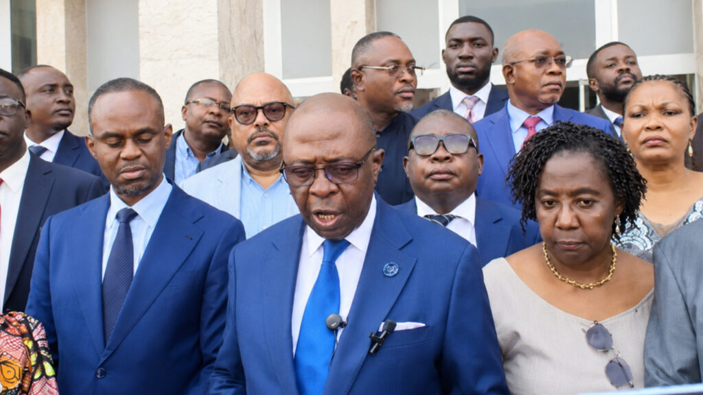 Révision constitutionnelle en RDC : l’opposition claque la porte de l’Assemblée nationale lors du débat sur le référendum opposition 260527 01