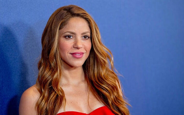 shakira 260519 01