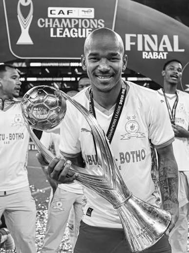 Le milieu sud-africain Jayden Adams meurt à 25 ans, quelques jours après la Coupe du monde image