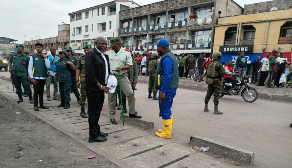 Kinshasa : le Service National ordonne la libération des abords d’un poste de police à Bandalungwa bandal 11082026