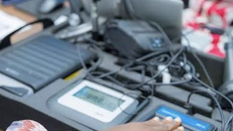 Kinshasa : deux machines de capture de passeports volées au Centre Infinity